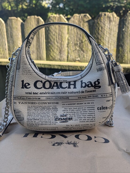 Coach Handbags - NWT Coach Carmen Newspaper Bag